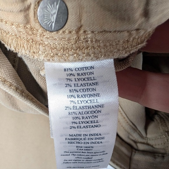 Faherty Jeans Mens 32x32 Beige Slim Straight Stretch Denim Pants Leather Patch - Picture 5 of 13